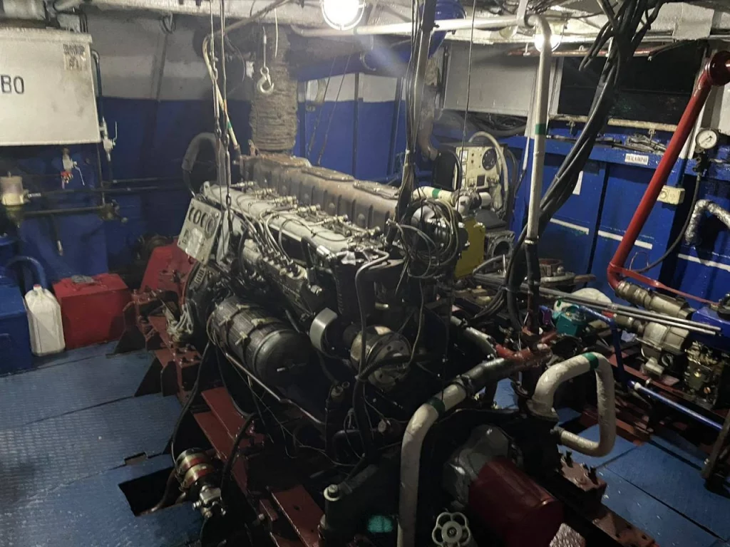 Диагностика ДВС и щитов управления теплохода на реке Москва. 4 photo 5291962444333313254 y