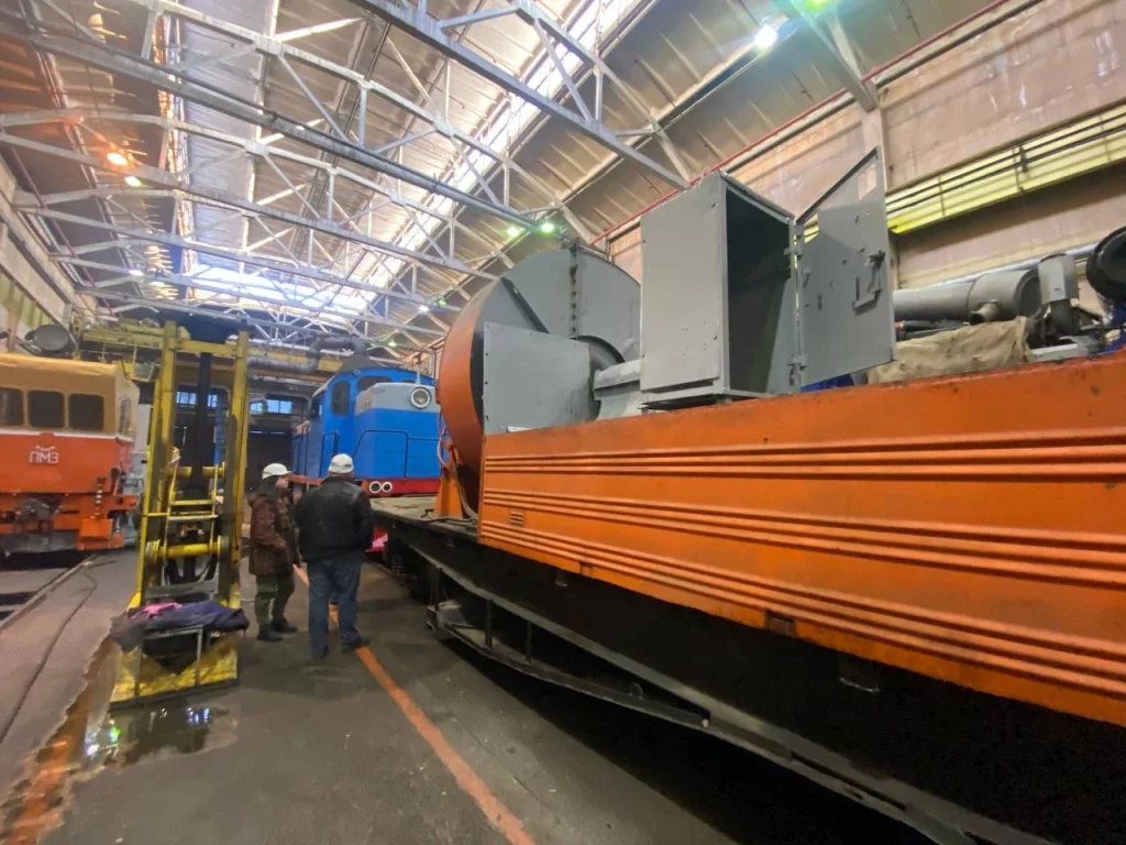 photo 5291962444333313273 y